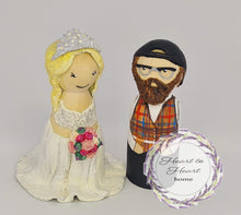 Load image into Gallery viewer, Wedding cake topper